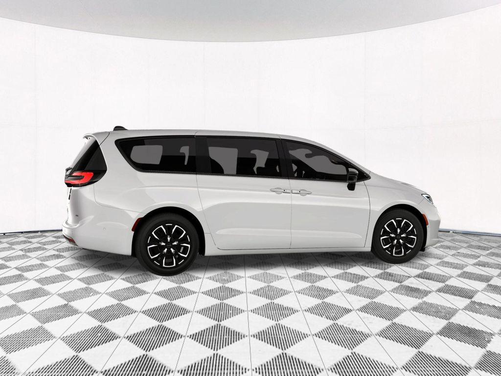 new 2026 Chrysler Pacifica car, priced at $47,388
