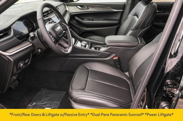 new 2025 Jeep Grand Cherokee car, priced at $48,755
