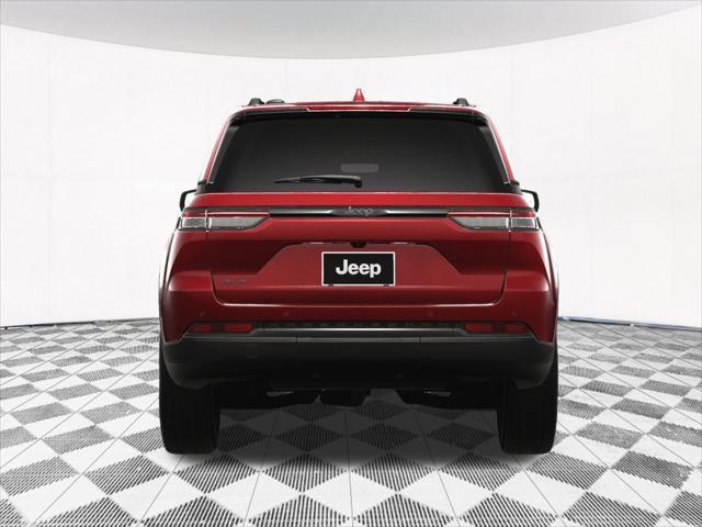 new 2025 Jeep Grand Cherokee car, priced at $39,210