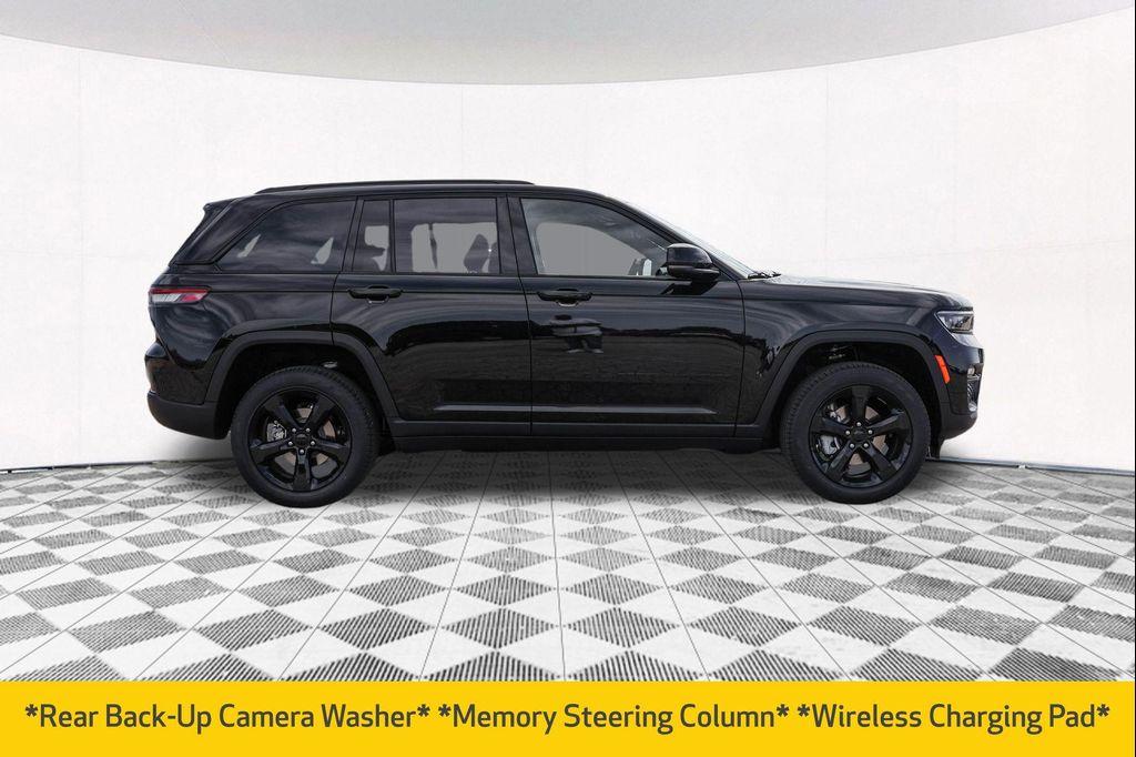new 2025 Jeep Grand Cherokee car, priced at $48,426