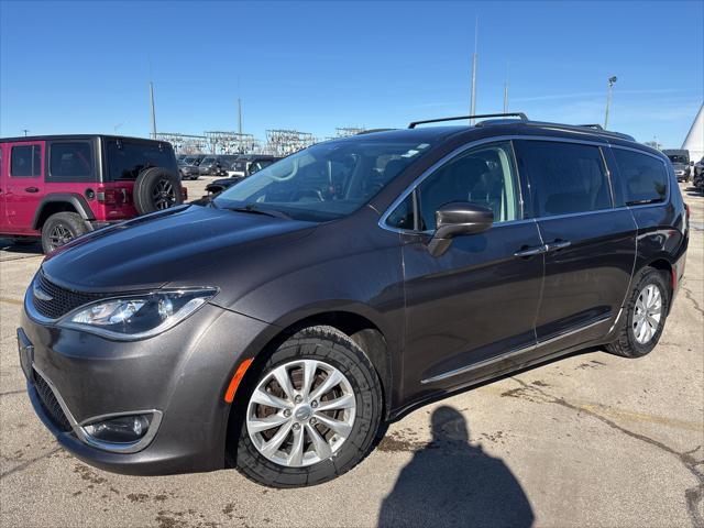 used 2018 Chrysler Pacifica car, priced at $18,877