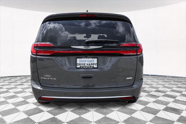 new 2025 Chrysler Pacifica car, priced at $45,072