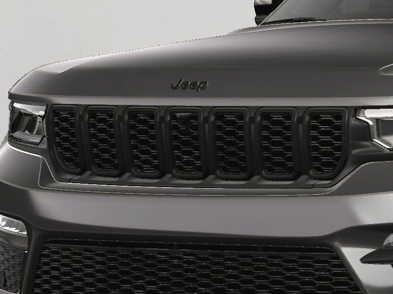 new 2025 Jeep Grand Cherokee car, priced at $48,426