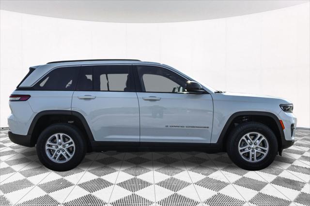 new 2024 Jeep Grand Cherokee car, priced at $34,477