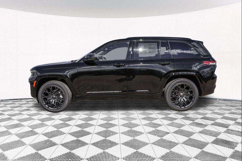 new 2025 Jeep Grand Cherokee car, priced at $61,483