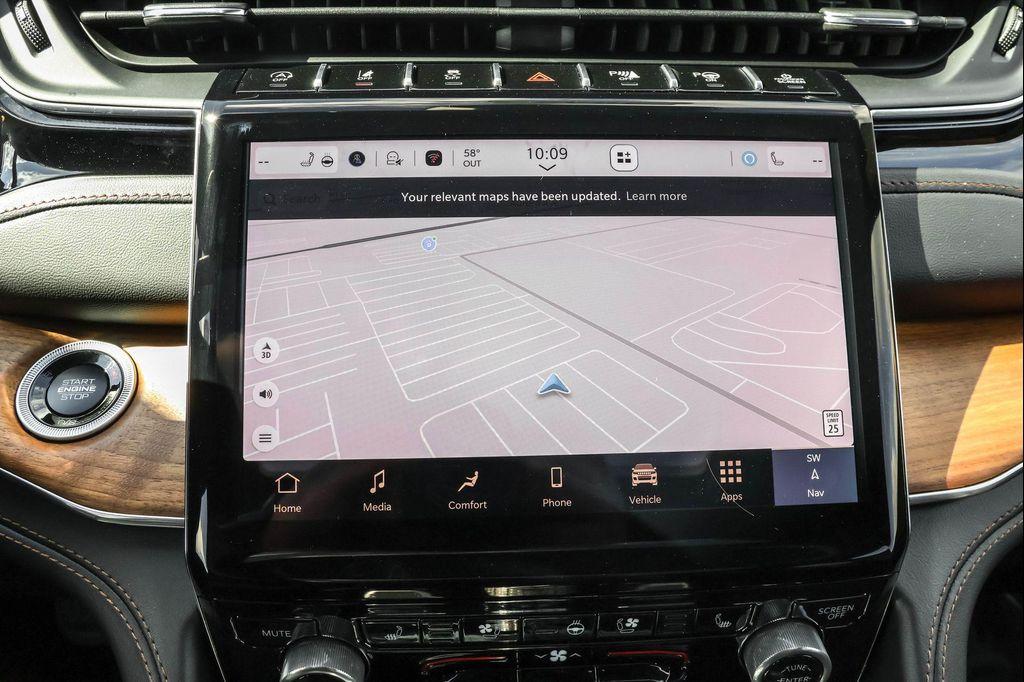 new 2025 Jeep Grand Cherokee car, priced at $61,483