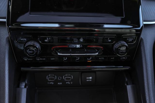 new 2025 Jeep Grand Cherokee car, priced at $42,498