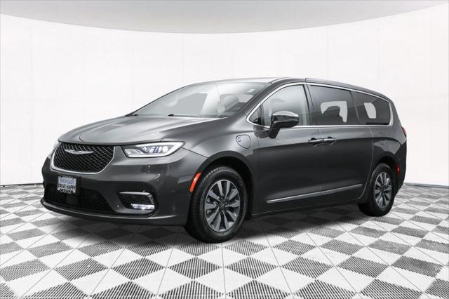 used 2022 Chrysler Pacifica Hybrid car, priced at $29,677