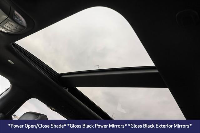 new 2025 Chrysler Pacifica Hybrid car, priced at $43,031