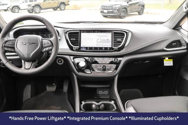 new 2025 Chrysler Pacifica Hybrid car, priced at $43,031