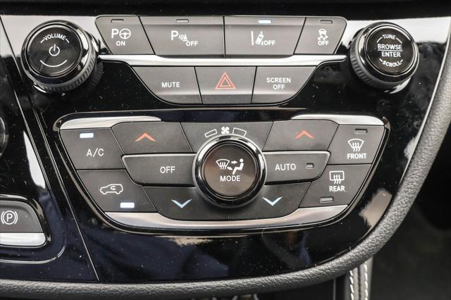 new 2025 Chrysler Pacifica Hybrid car, priced at $43,855