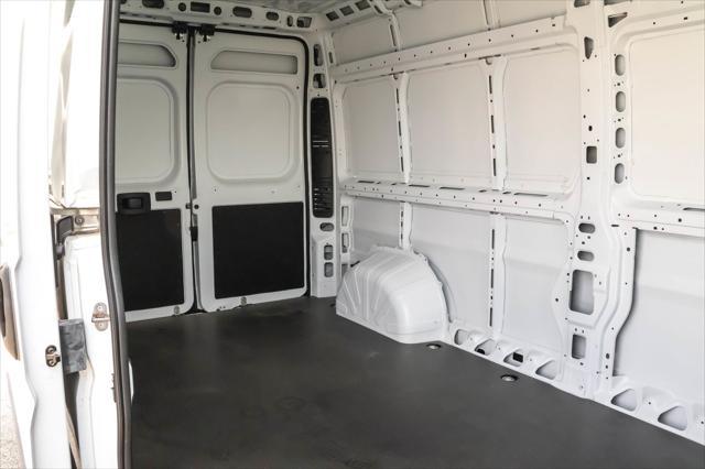 new 2025 Ram ProMaster 2500 car, priced at $47,235