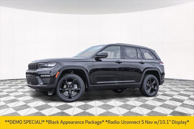 new 2025 Jeep Grand Cherokee car, priced at $41,977