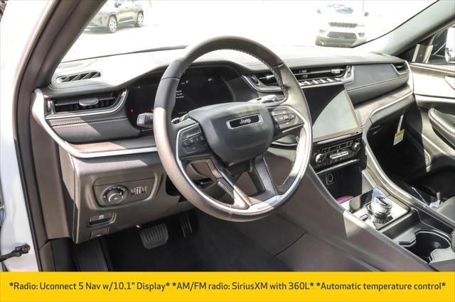 new 2025 Jeep Grand Cherokee car, priced at $45,061