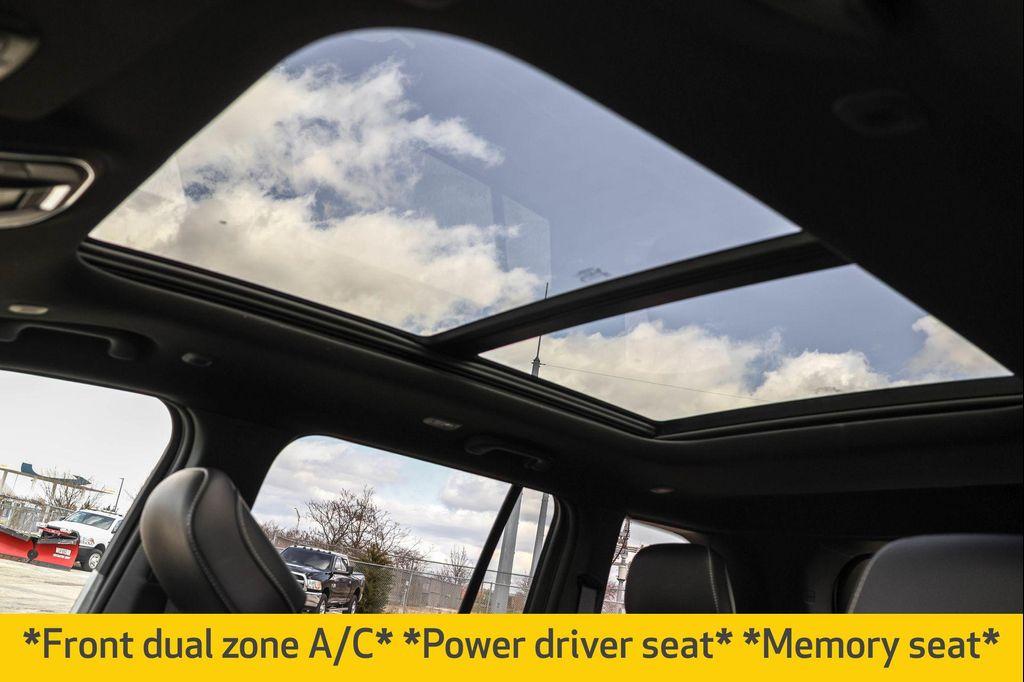 new 2025 Jeep Grand Cherokee car, priced at $43,140