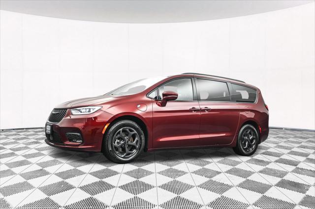 used 2021 Chrysler Pacifica Hybrid car, priced at $27,977