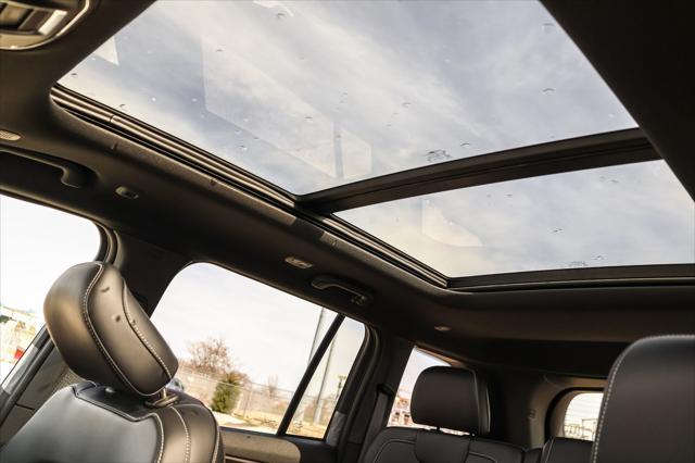 new 2025 Jeep Grand Cherokee car, priced at $45,897