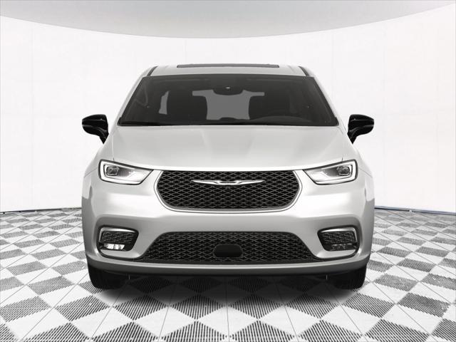 new 2024 Chrysler Pacifica car, priced at $47,874