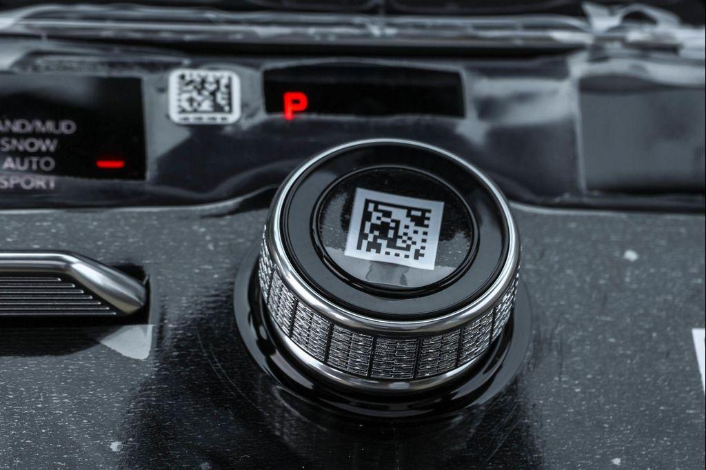 new 2025 Jeep Grand Cherokee car, priced at $44,901