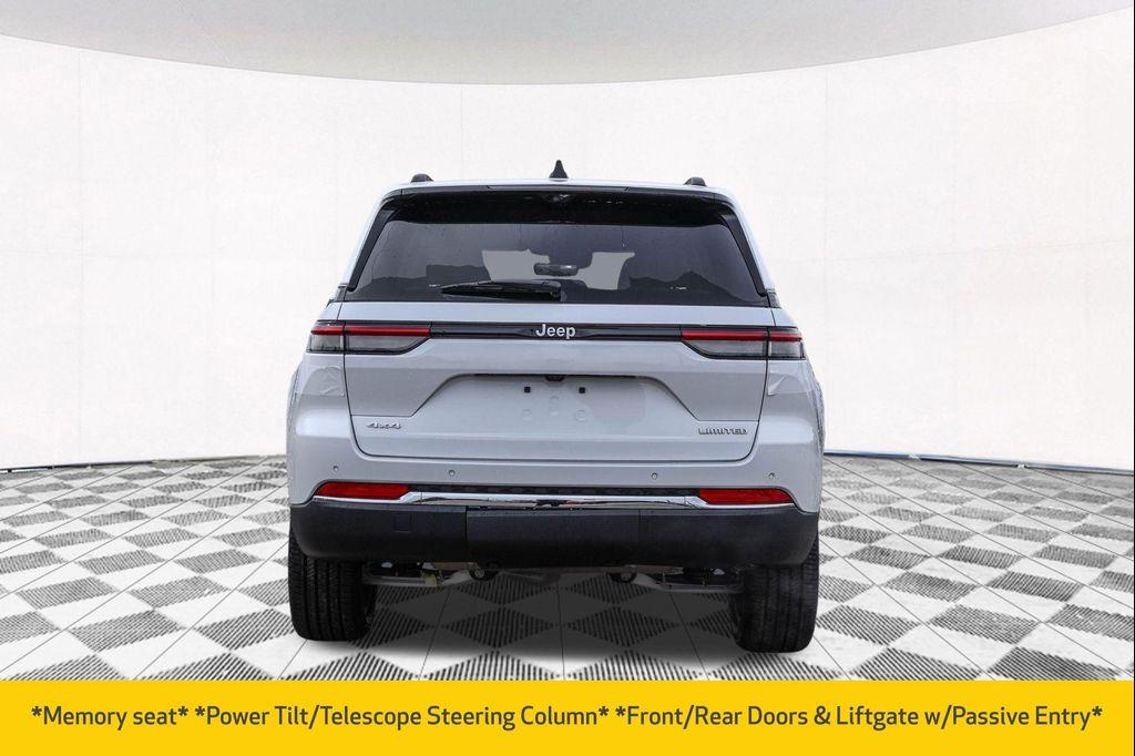 new 2025 Jeep Grand Cherokee car, priced at $44,901