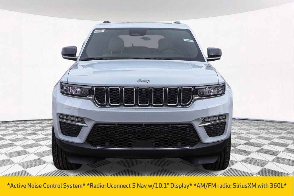 new 2025 Jeep Grand Cherokee car, priced at $44,901