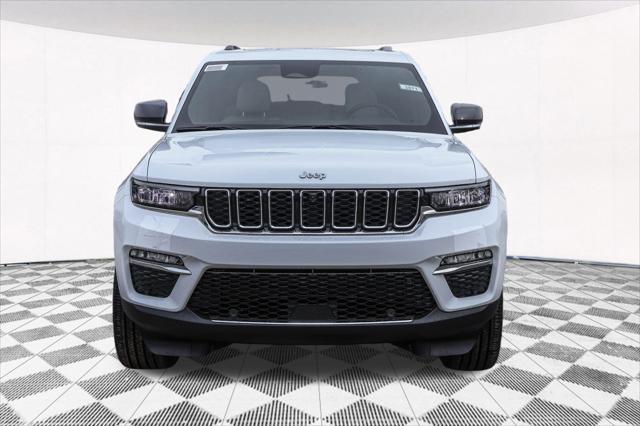 new 2025 Jeep Grand Cherokee car, priced at $48,005