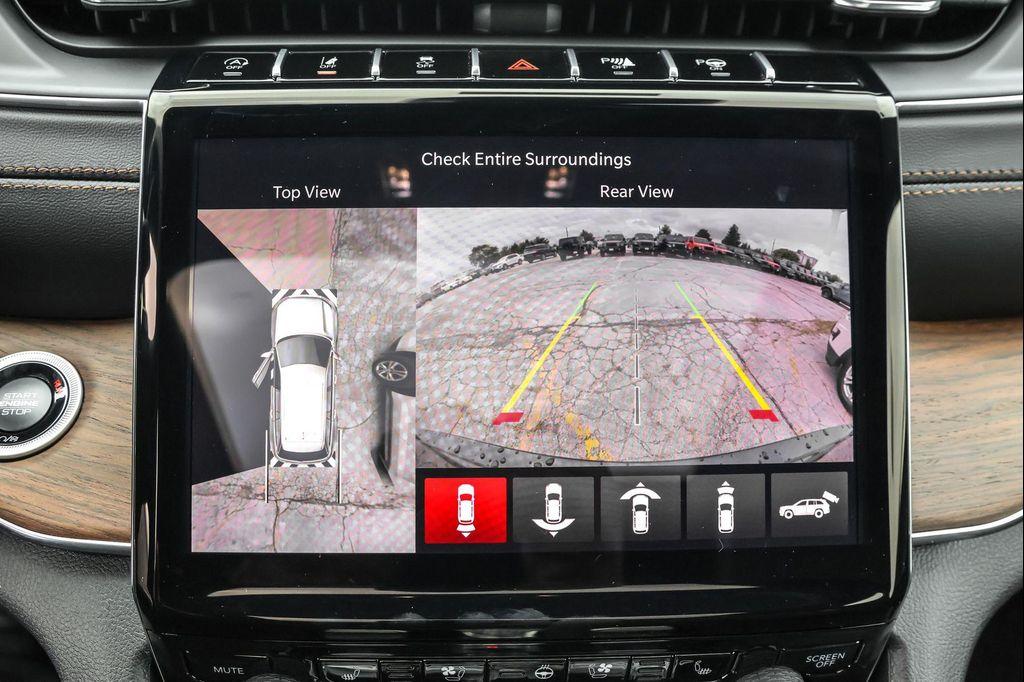 new 2025 Jeep Grand Cherokee car, priced at $54,314