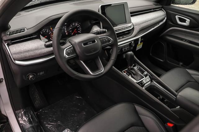 new 2025 Jeep Compass car, priced at $25,465
