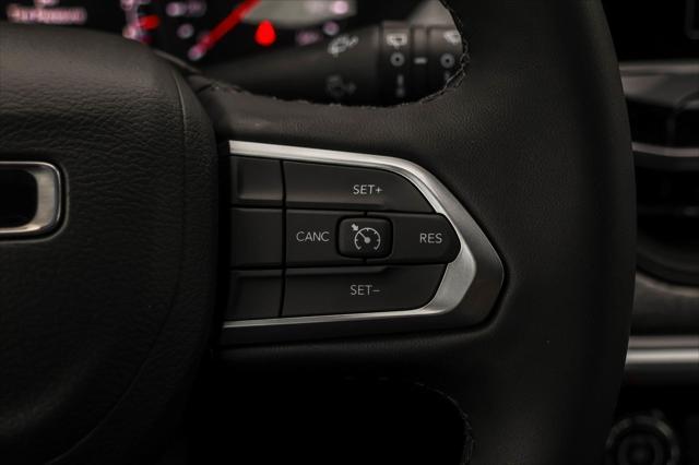 new 2025 Jeep Compass car, priced at $25,465