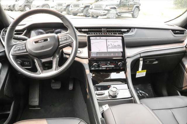 new 2025 Jeep Grand Cherokee car, priced at $46,271