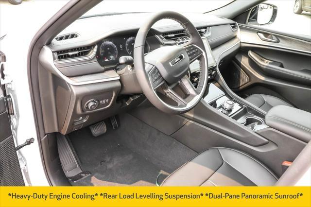 new 2025 Jeep Grand Cherokee car, priced at $46,271