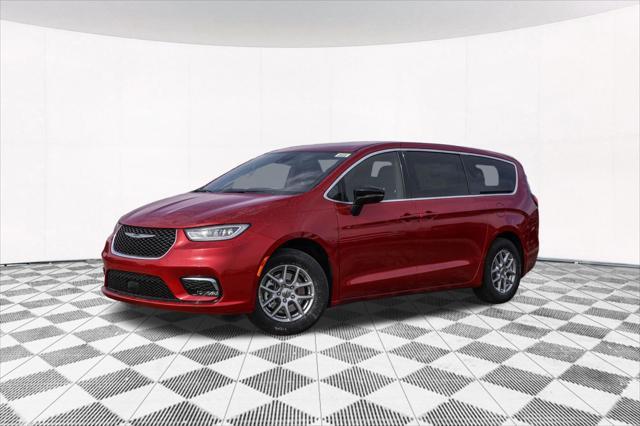 new 2025 Chrysler Pacifica car, priced at $39,669