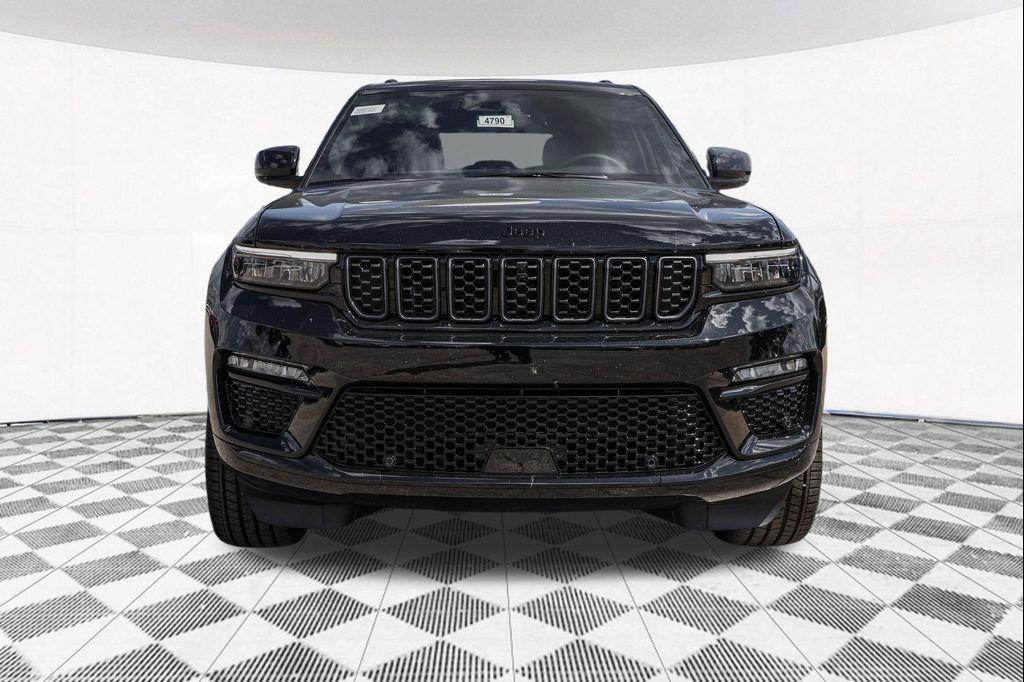new 2025 Jeep Grand Cherokee car, priced at $54,337