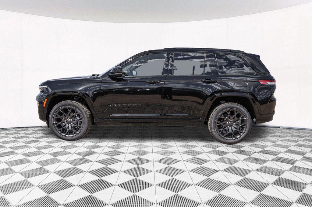 new 2025 Jeep Grand Cherokee car, priced at $54,337