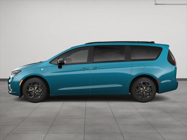 new 2025 Chrysler Pacifica Hybrid car, priced at $43,275