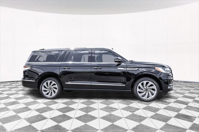 used 2022 Lincoln Navigator car, priced at $51,777