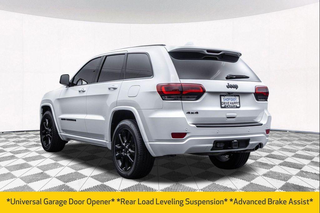 used 2022 Jeep Grand Cherokee car, priced at $28,977