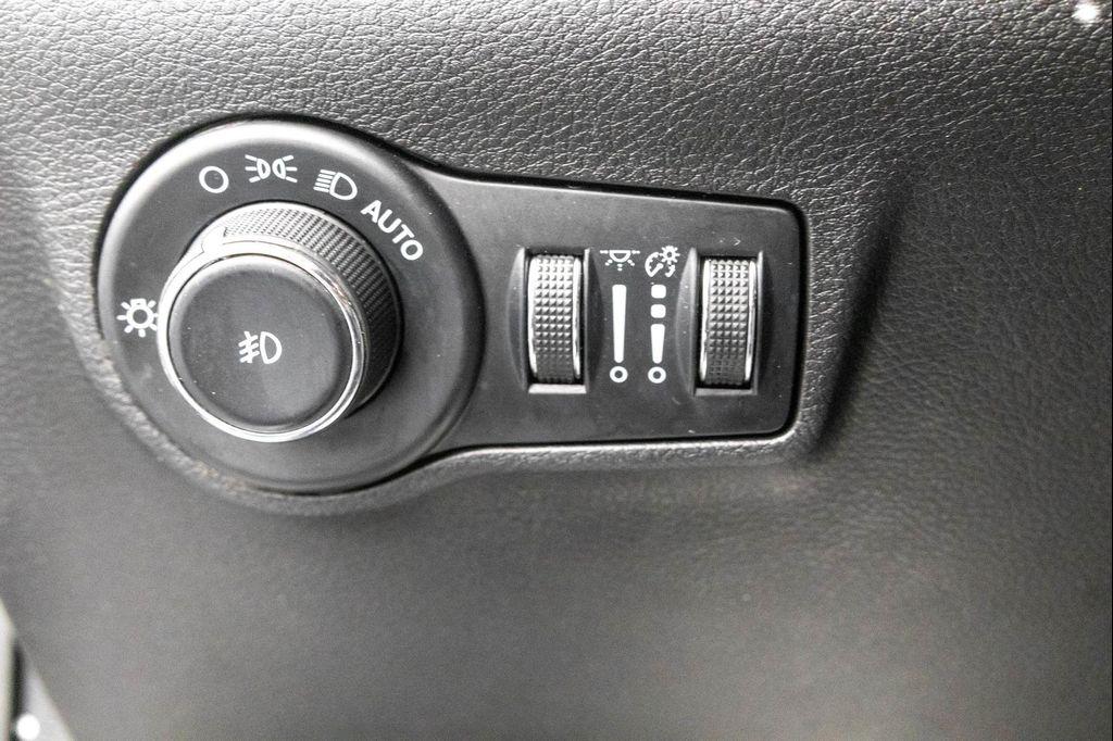 used 2023 Jeep Compass car, priced at $22,877