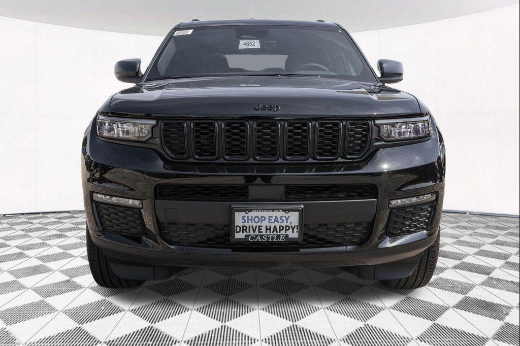new 2025 Jeep Grand Cherokee L car, priced at $42,590