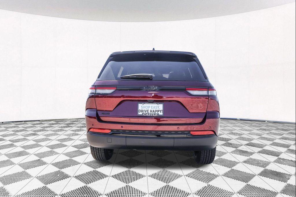 new 2025 Jeep Grand Cherokee car, priced at $39,022