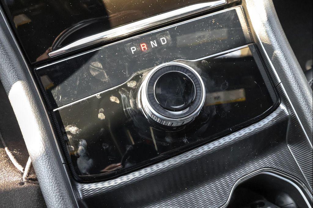 new 2025 Jeep Grand Cherokee car, priced at $37,966