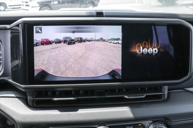 new 2025 Jeep Gladiator car, priced at $46,530