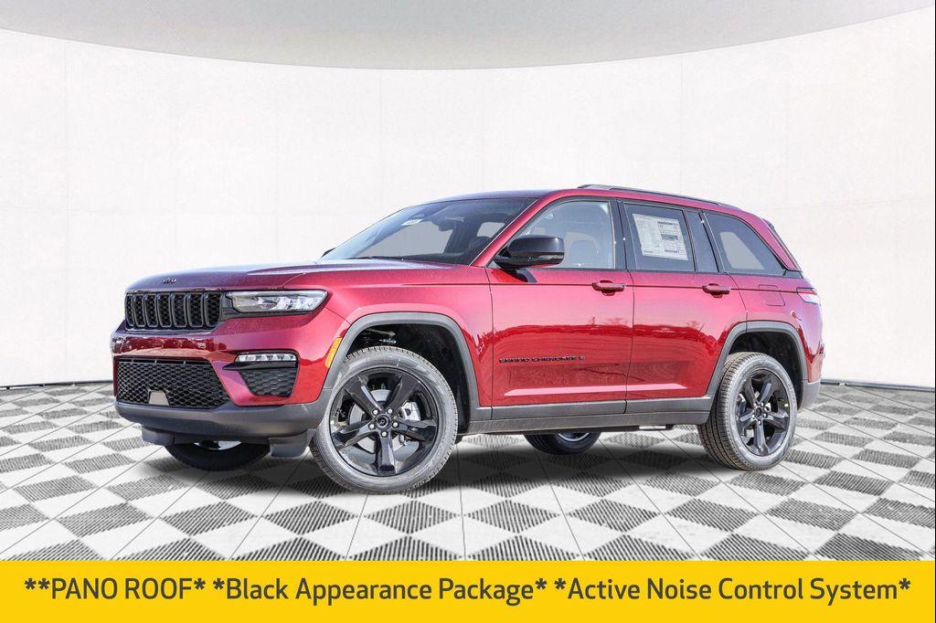 new 2025 Jeep Grand Cherokee car, priced at $43,735