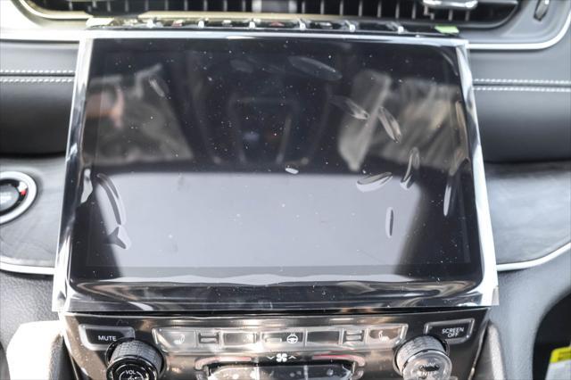 new 2025 Jeep Grand Cherokee car, priced at $45,897