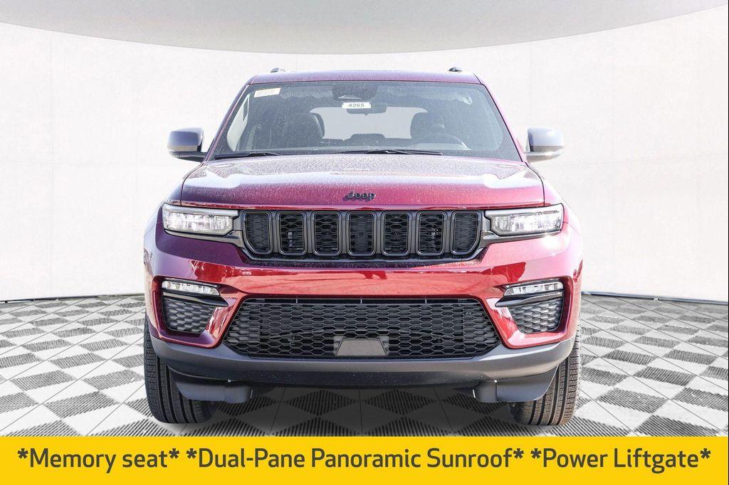 new 2025 Jeep Grand Cherokee car, priced at $43,735