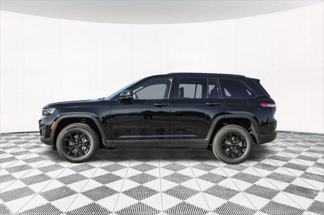 new 2025 Jeep Grand Cherokee car, priced at $41,385