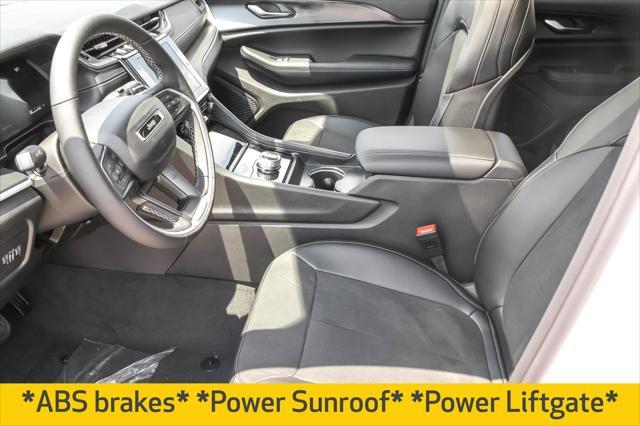 new 2025 Jeep Grand Cherokee car, priced at $40,260