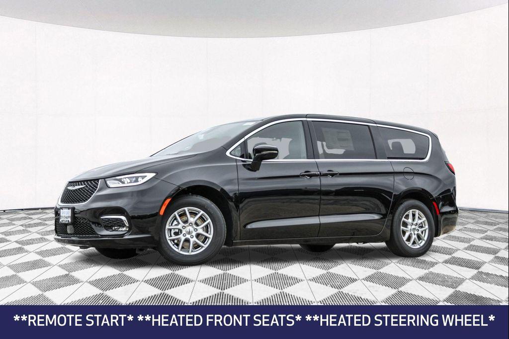 new 2025 Chrysler Pacifica car, priced at $33,145