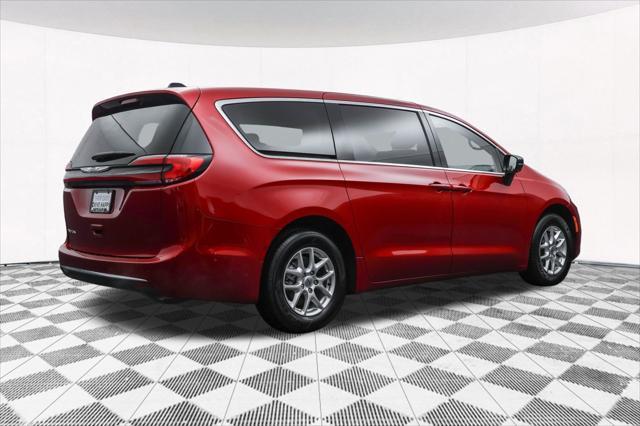 used 2024 Chrysler Pacifica car, priced at $38,277