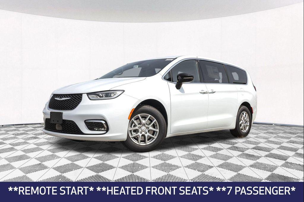 new 2026 Chrysler Pacifica car, priced at $40,038